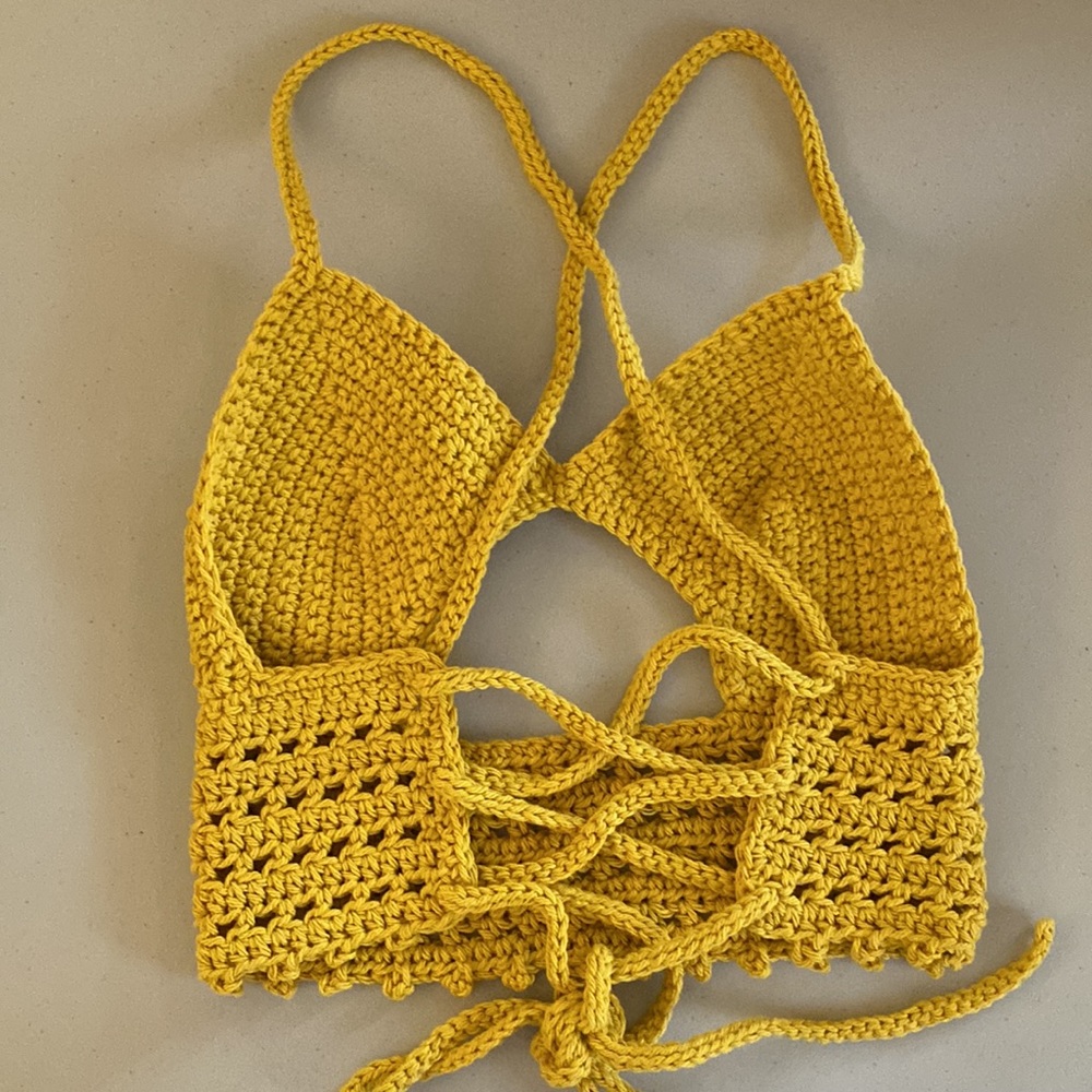 Handmade Crochet Peekaboob crop top / bralette - Picture 2 of 5